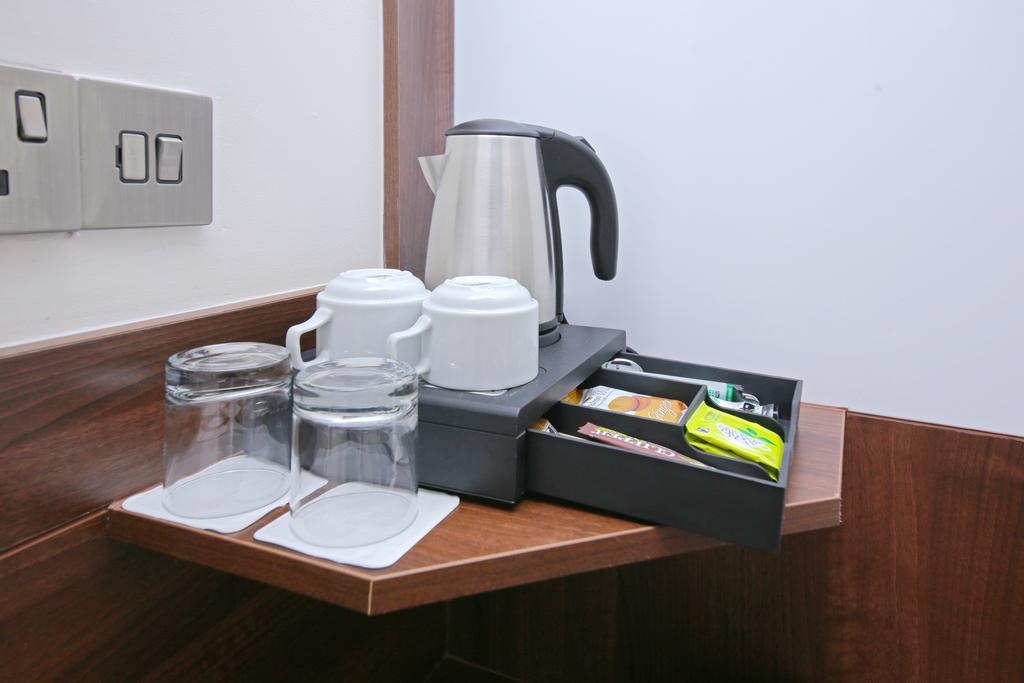 Imperial Guest House Ltd. Гаунслоу Номер фото